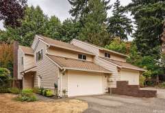 10406 NE 17th St, Bellevue, WA 98004